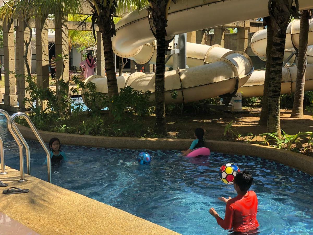 SWISS GARDEN RESIDENCE Beach Resort LUXURY apartment&FaMiLy SUITE Kuantan Exterior foto